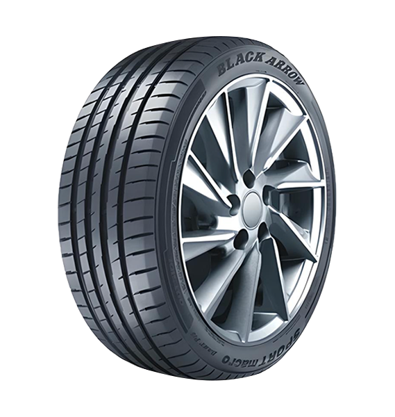 215/55 R17 94W Blackarrow P15